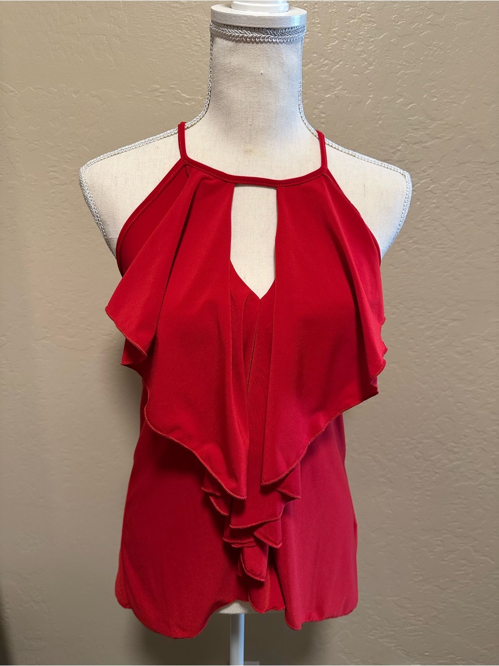 VENUS Red Ruffle Halter Top - Picture 2 of 10